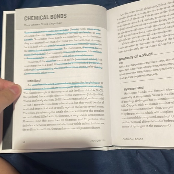 anatomy 101 book - Picture 7 of 7